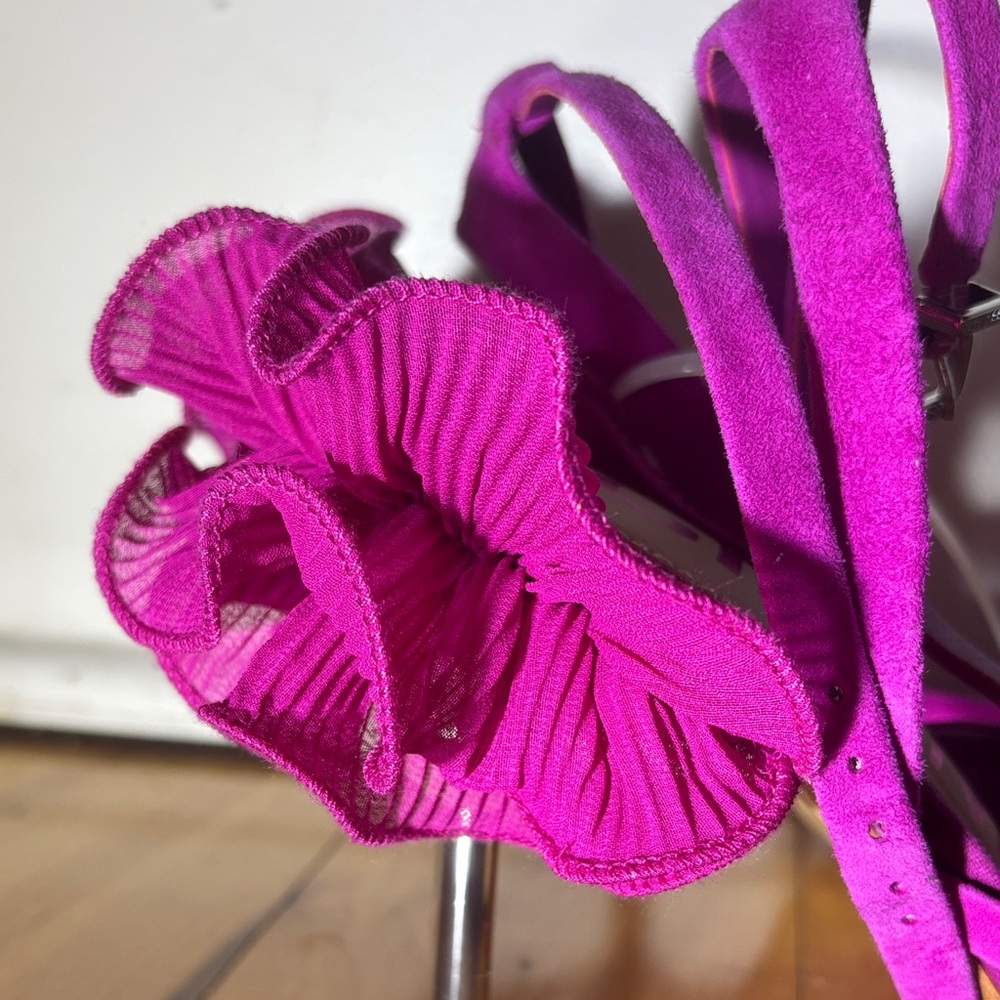 Gianni Bini Bradley Fuchsia Suede Ruffle Pumps - Picture 4 of 5